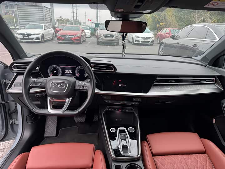 Фото 2 - Audi A3