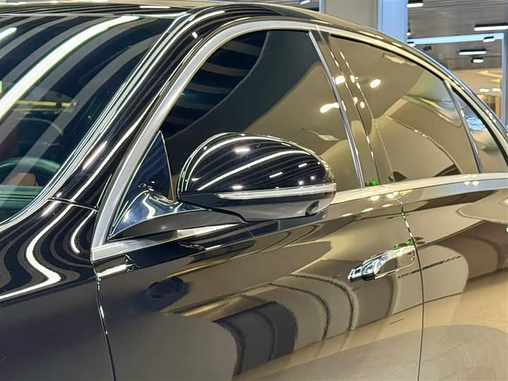 Фото 9 - Mercedes-Benz S-Class