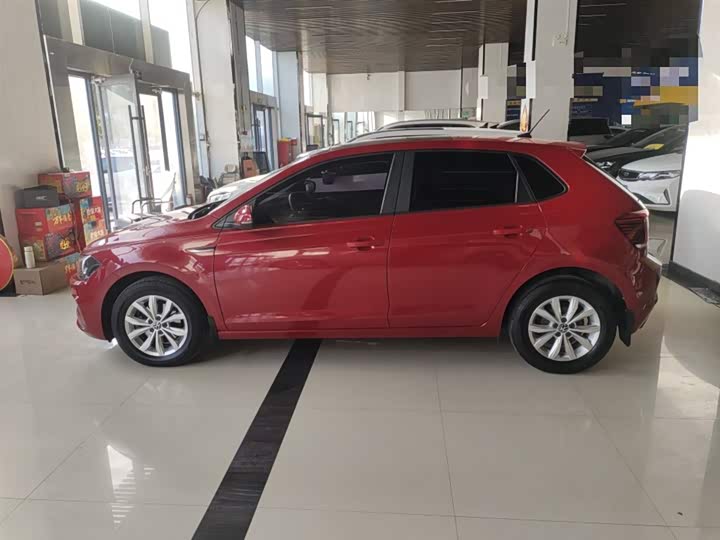 Фото 5 - Volkswagen Polo