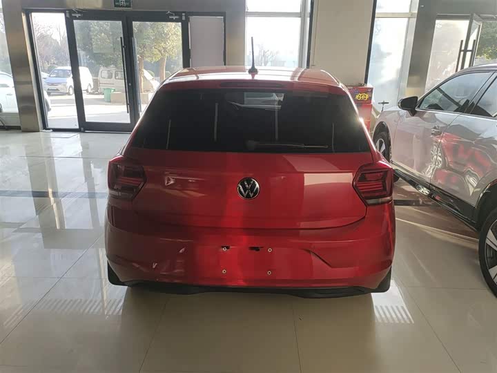 Фото 6 - Volkswagen Polo