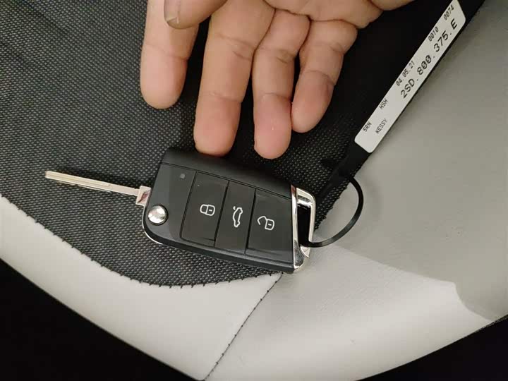 Фото 9 - Volkswagen Polo