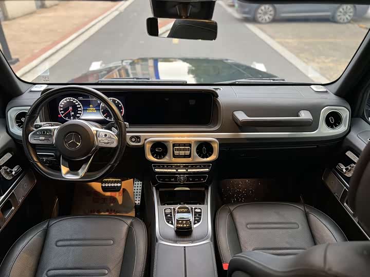 Фото 7 - Mercedes-Benz G-Class