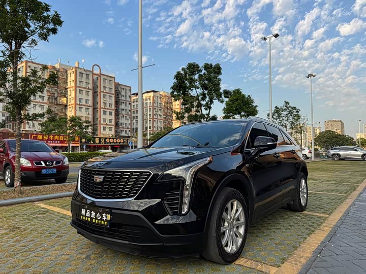 Фото 1 - Cadillac XT4