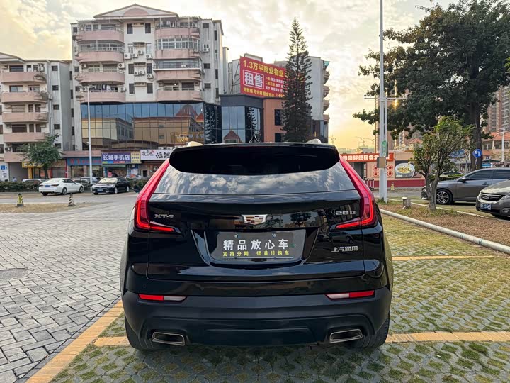 Фото 5 - Cadillac XT4