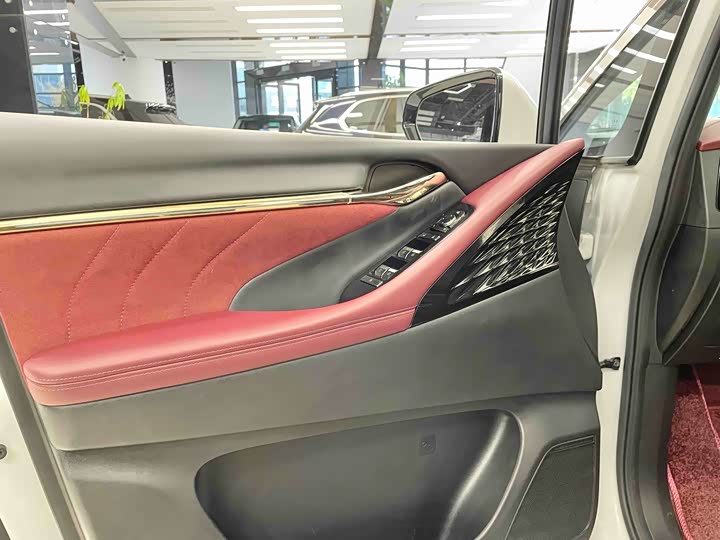 Фото 5 - GAC Trumpchi M8