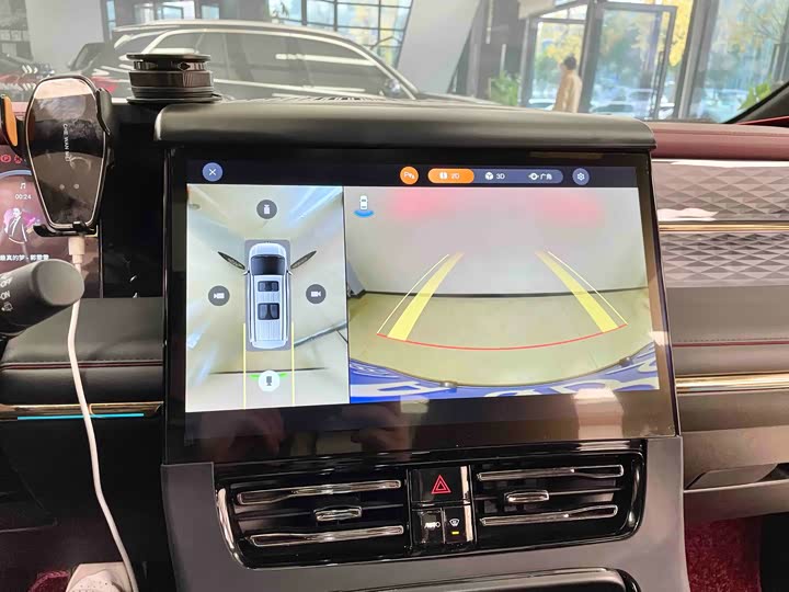 Фото 8 - GAC Trumpchi M8