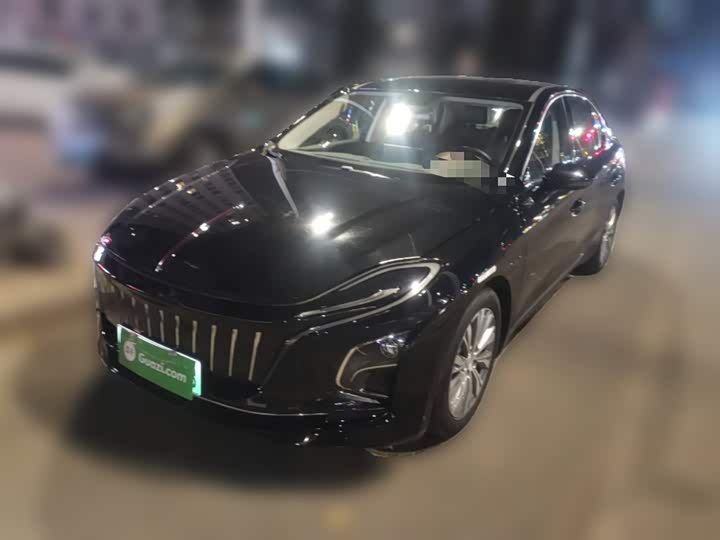 Фото 2 - Hongqi E-QM5