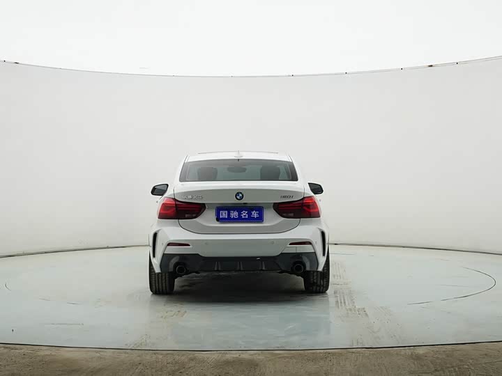 Фото 5 - BMW 1 Series