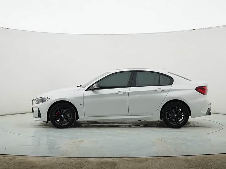 Фото 7 - BMW 1 Series