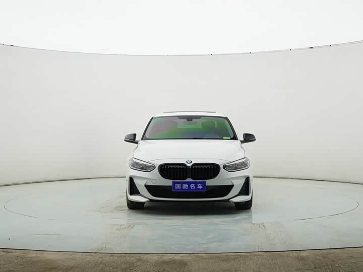 Фото 8 - BMW 1 Series