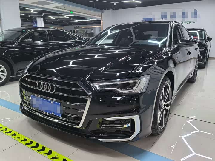 Фото 1 - Audi A6L