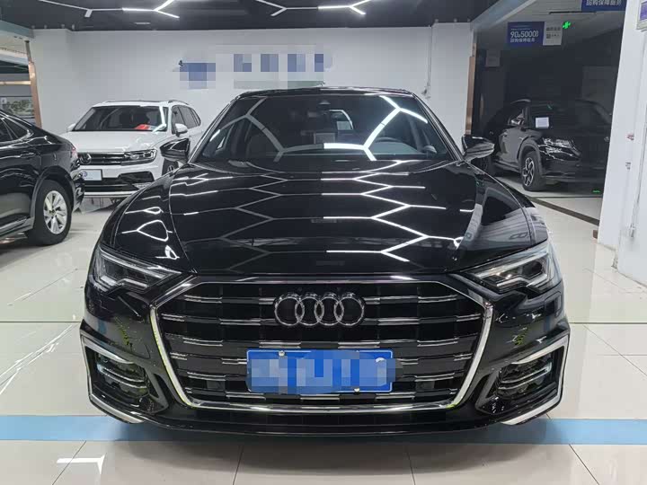 Фото 2 - Audi A6L