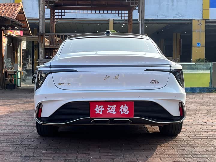 Фото 6 - Hongqi H6