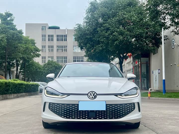 Фото 2 - Volkswagen Lamando L