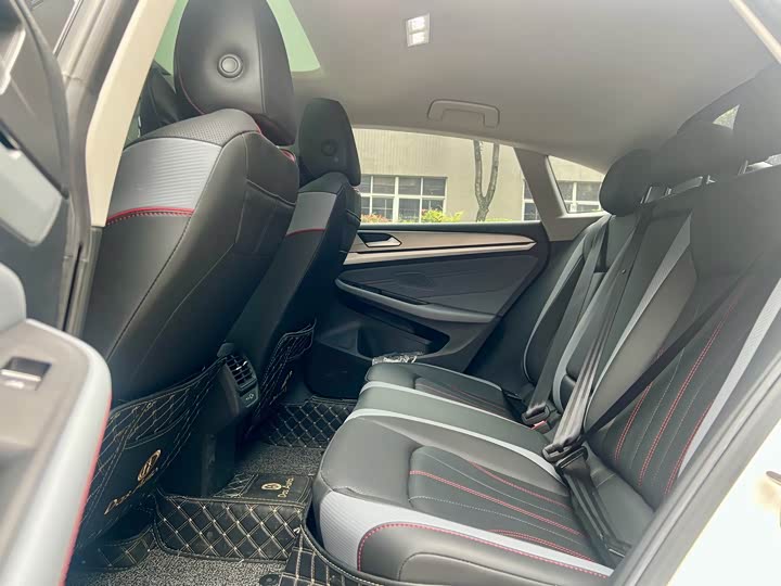 Фото 7 - Volkswagen Lamando L