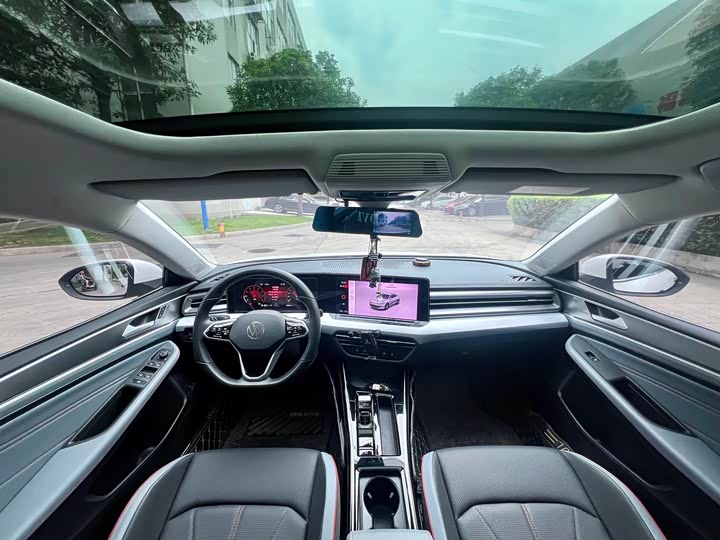 Фото 8 - Volkswagen Lamando L