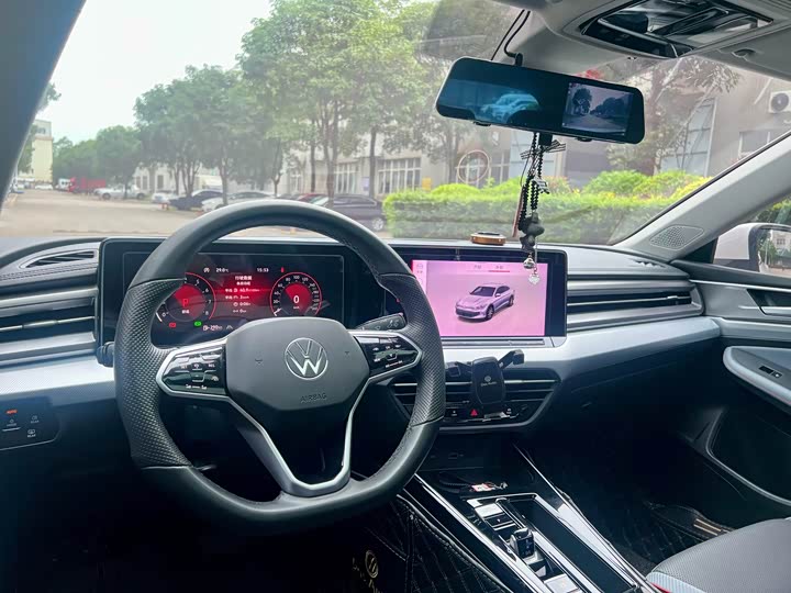 Фото 9 - Volkswagen Lamando L