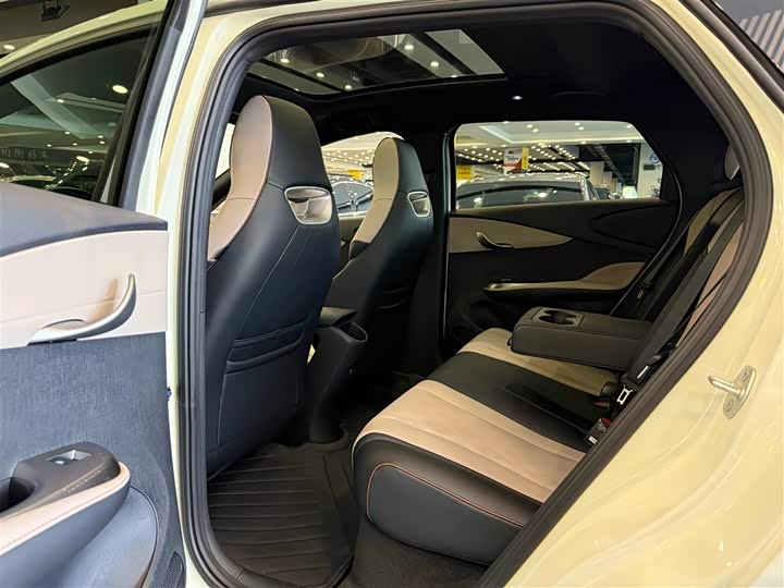 Фото 5 - BYD Dolphin