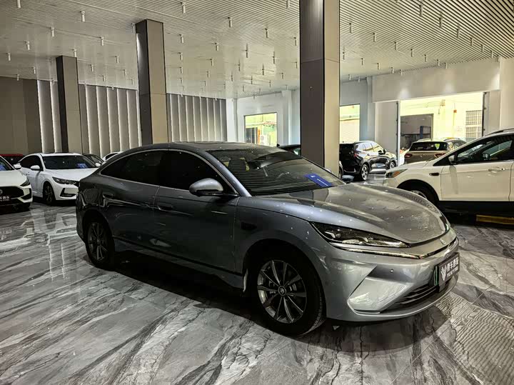 Фото 4 - BYD Qin L