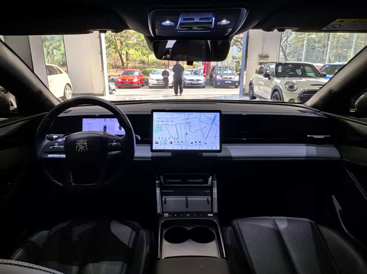 Фото 7 - BYD Qin L