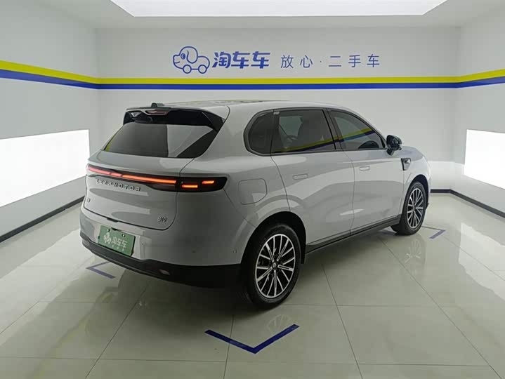 Фото 3 - Leapmotor B10