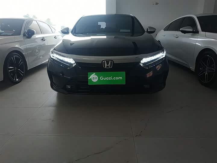 Фото 3 - Honda Inspire