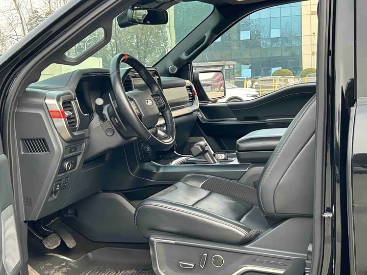 Фото 7 - Ford F-150 Raptor