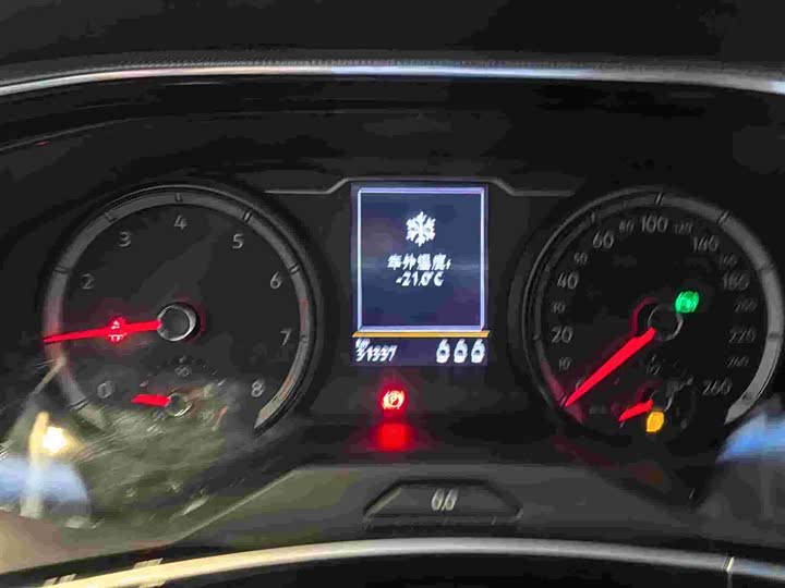 Фото 8 - Volkswagen Tayron