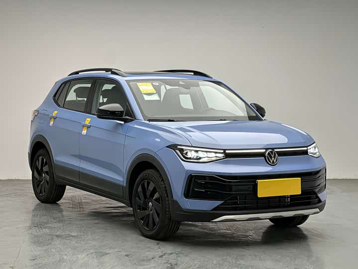 Фото 3 - Volkswagen Tharu