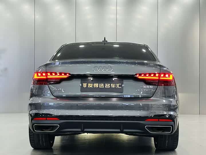 Фото 7 - Audi A4L