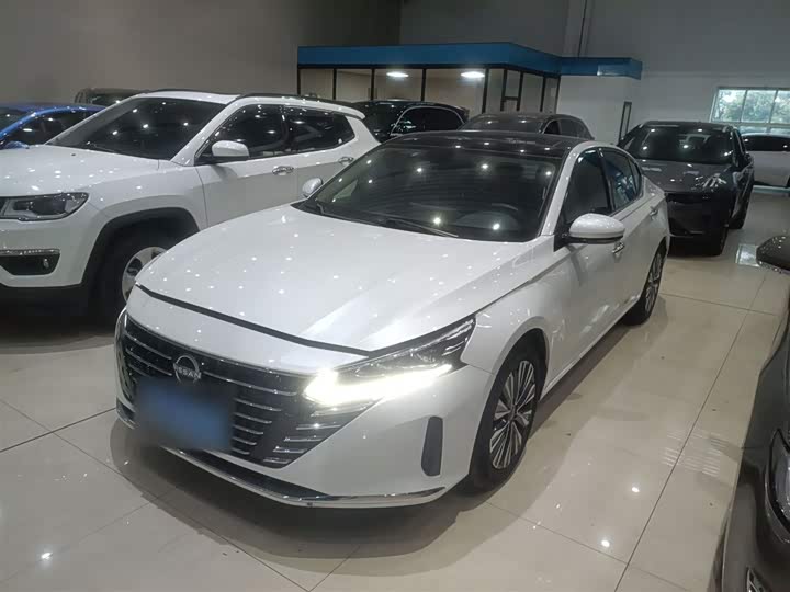 Фото 2 - Nissan Teana