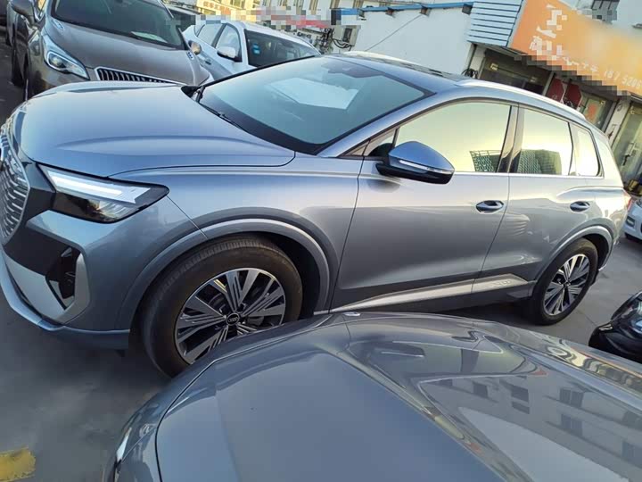 Фото 5 - Audi Q4 e-tron