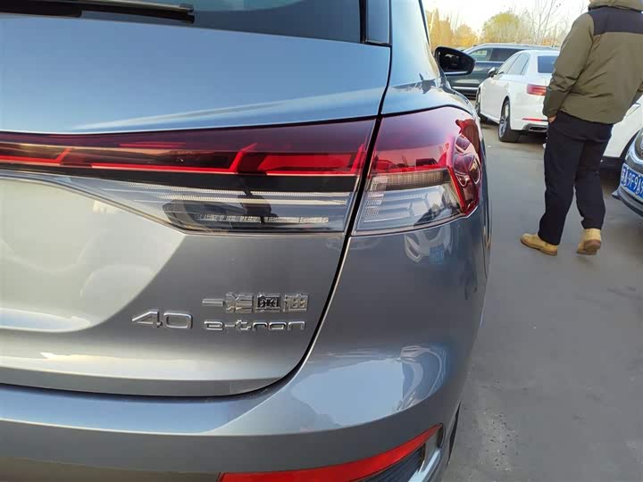 Фото 8 - Audi Q4 e-tron