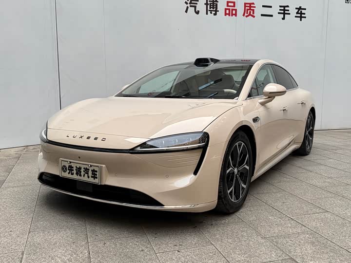 Фото 1 - Luxeed S7