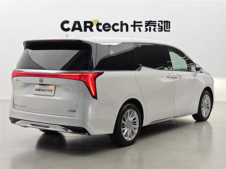 Фото 4 - Buick GL8 Century