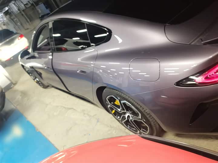 Фото 5 - Xiaomi SU7