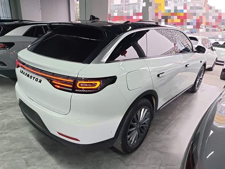 Фото 7 - Leapmotor C11