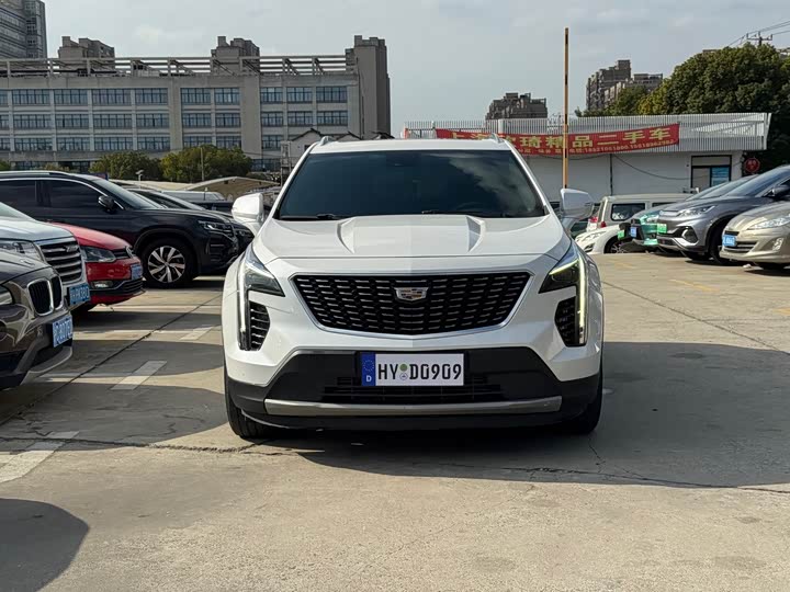 Фото 2 - Cadillac XT4
