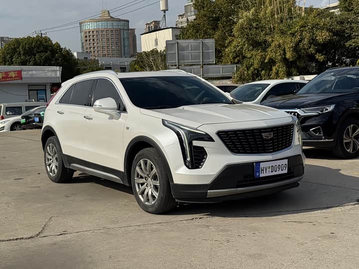 Фото 3 - Cadillac XT4