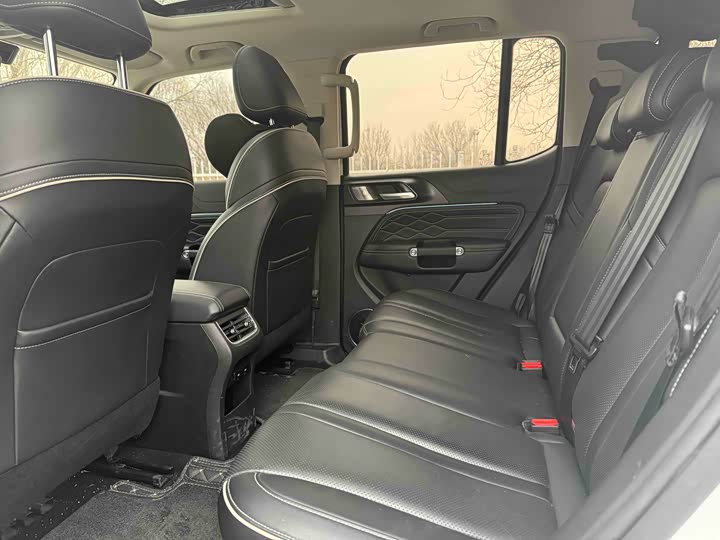 Фото 6 - Tank 300