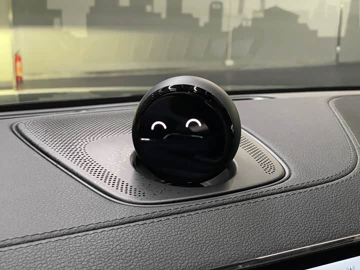 Фото 7 - Nio ES8