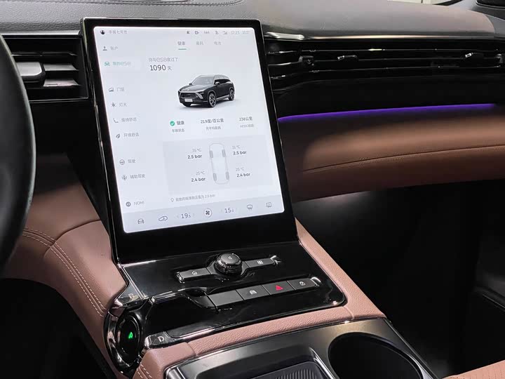 Фото 8 - Nio ES8