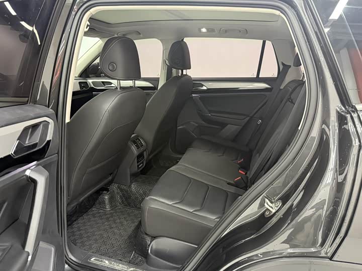 Фото 7 - Volkswagen Tayron