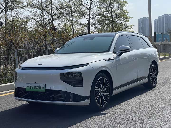 Фото 1 - XPeng G9