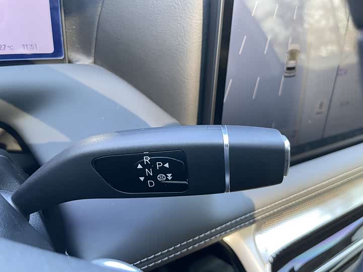 Фото 6 - XPeng G9