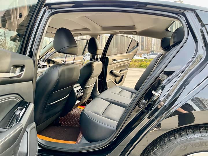 Фото 6 - Nissan Teana