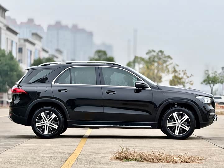 Фото 4 - Mercedes-Benz GLE-Class