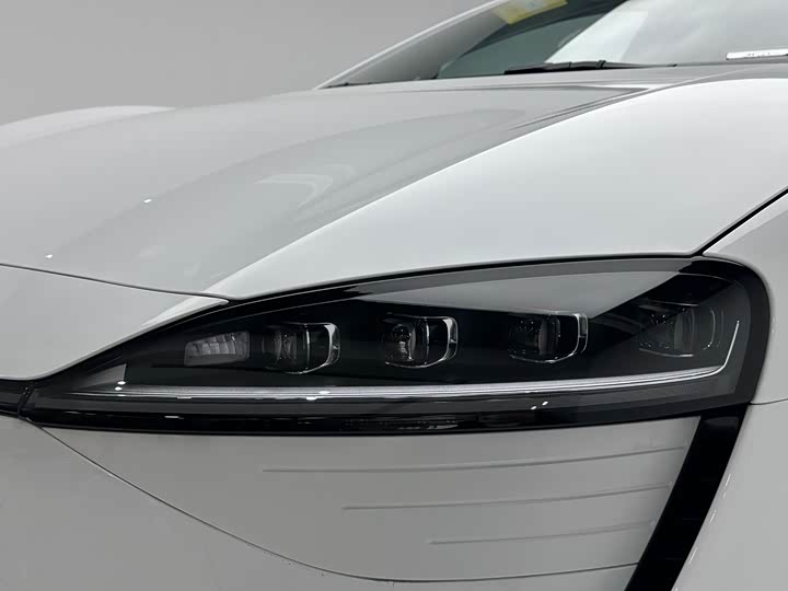 Фото 6 - Luxeed S7