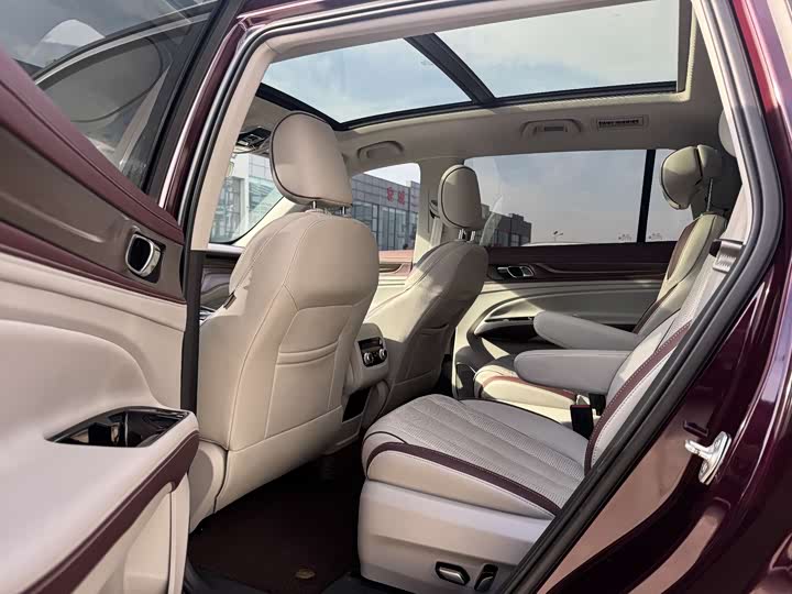 Фото 7 - Ford Equator