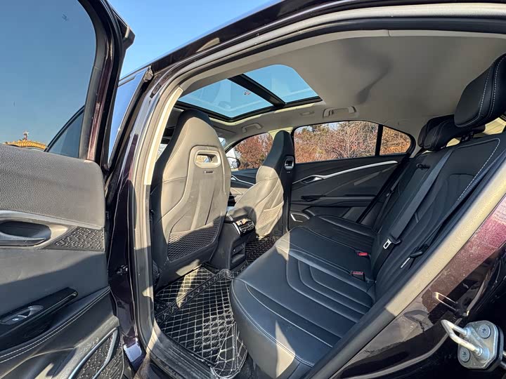 Фото 3 - Hozon U